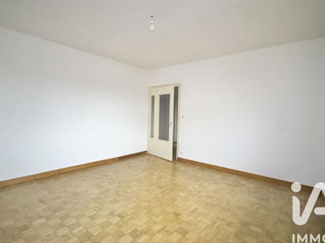 Location Appartement 2 pièces 52 m2 Saint Pierre en Faucigny