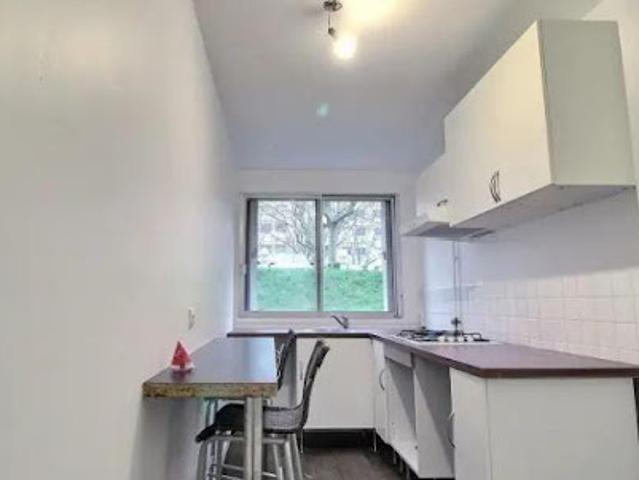 Location Appartement 2 pièces 52 m2 Sevres