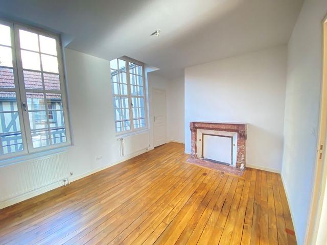 Location Appartement 2 pièces 52m²