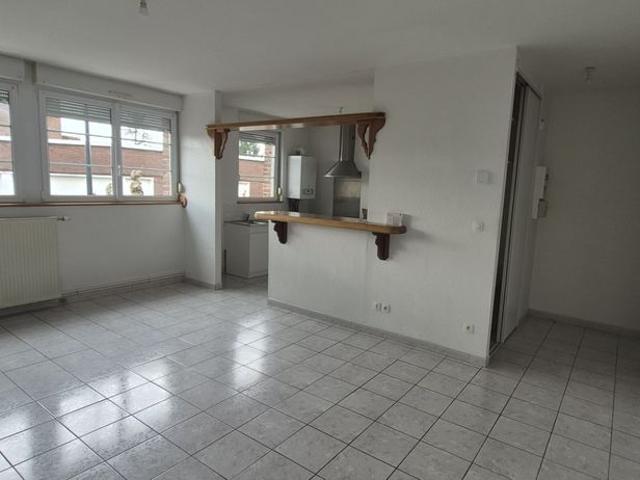 Location Appartement 2 pièces 52m² COURRIERES 62710