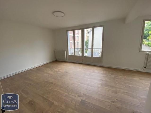 Location Appartement 2 pièces 52m² CHAMALIERES 63400