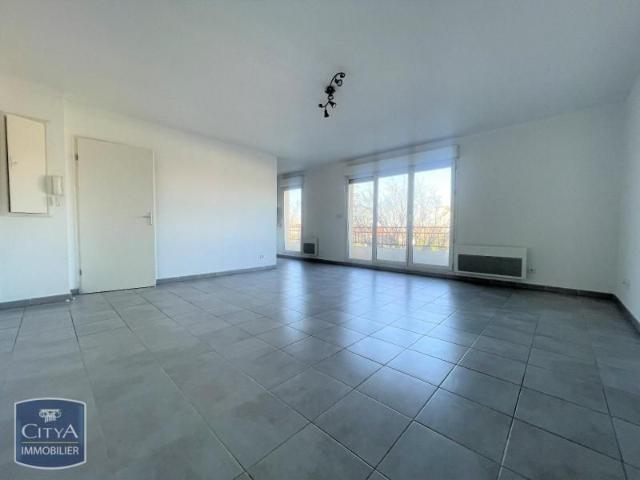 Location Appartement 2 pièces 52m² CHATEAURENARD 13160