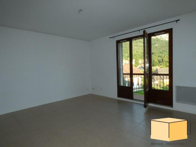 Location Appartement 2 pièces 52m² CHINDRIEUX 73310