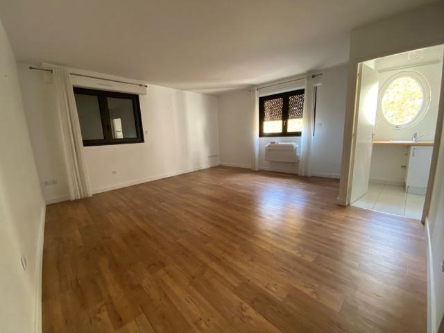 Location Appartement 2 pièces 52m² AIX EN PROVENCE 13100