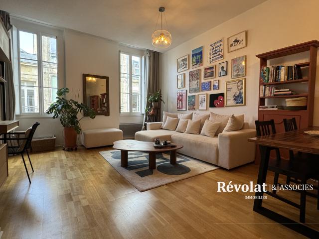 Location Appartement 2 pièces 52m² BORDEAUX 33000