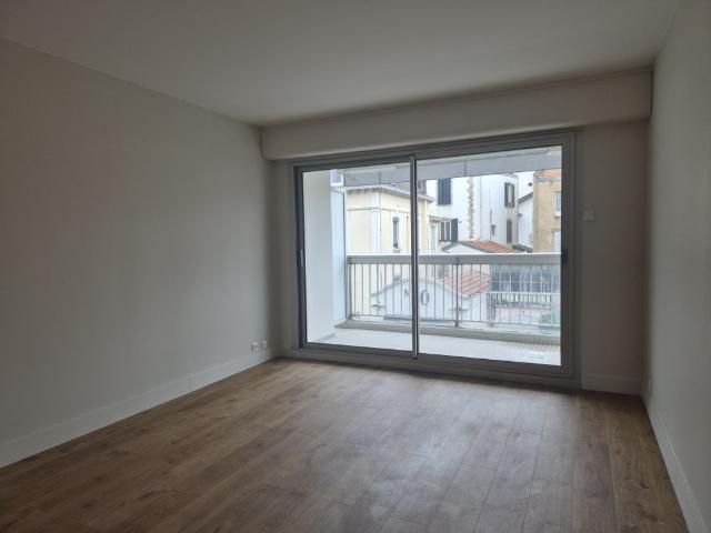 Location Appartement 2 pièces 52m² BIARRITZ 64200