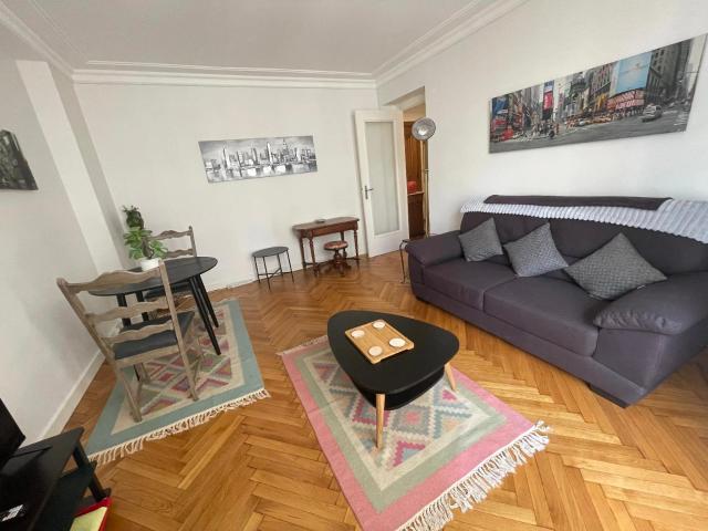 Location Appartement 2 pièces 52m² LYON 6ème