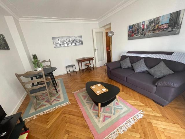 Location Appartement 2 pièces 52m² LYON 6ème