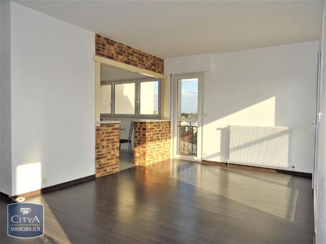 Location Appartement 2 pièces 52m² MAUREPAS 78310