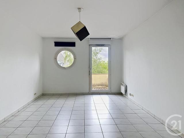 Location Appartement 2 pièces 52m² MELUN 77000