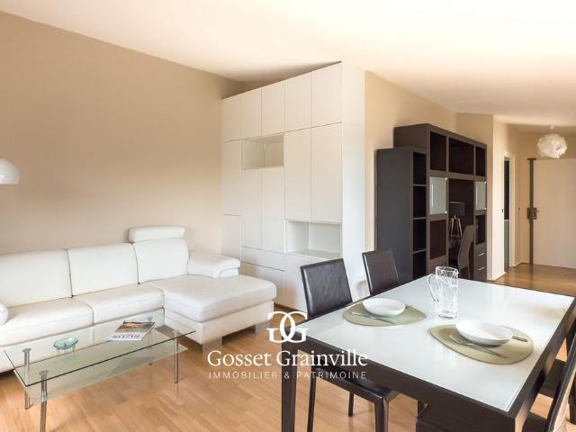 Location Appartement 2 pièces 52m² PARIS 16ème