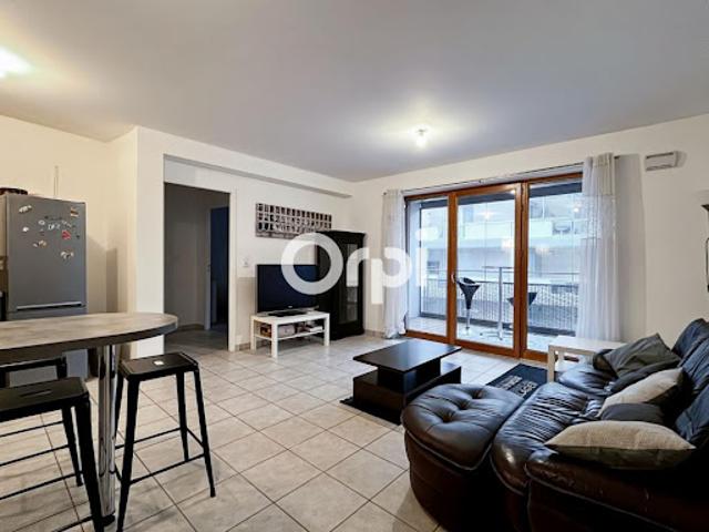 Location Appartement 2 pièces 57 m2 L'Etrat