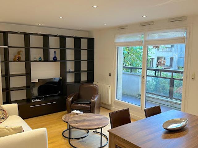 Location Appartement 2 pièces 57 m2 Paris 16ème