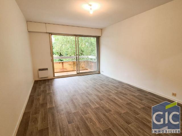Location Appartement 2 pièces 57m²
