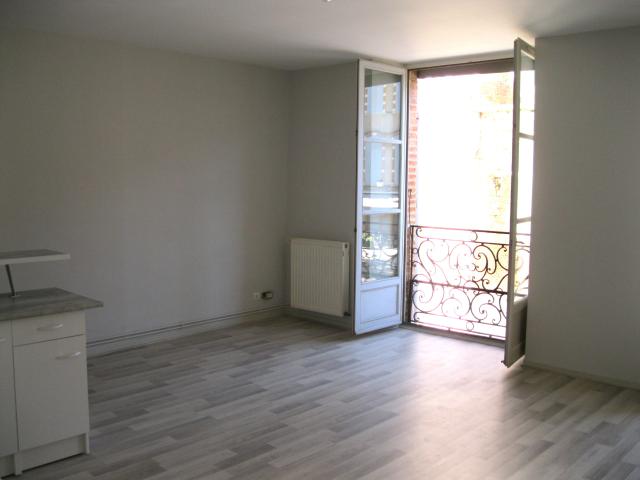Location Appartement 2 pièces 57m² MOISSAC 82200