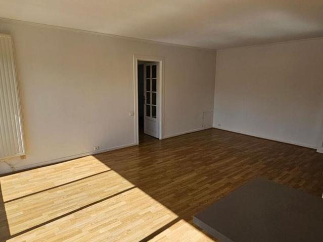 Location Appartement 2 pièces 57m² MARCQ EN BAROEUL 59700