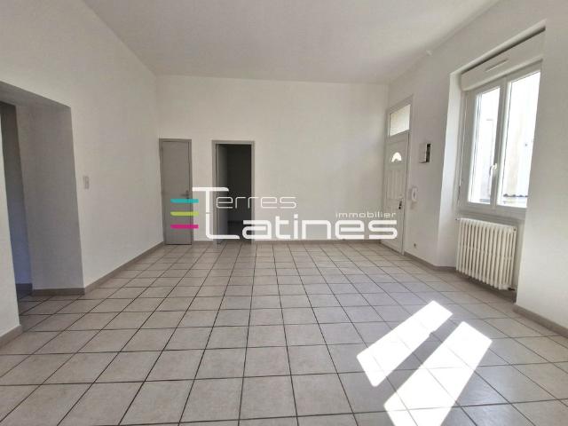 Location Appartement 2 pièces 57m² NIMES 30000