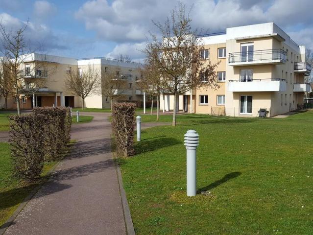 Location Appartement 2 pièces 57m² VAL DE REUIL 27100