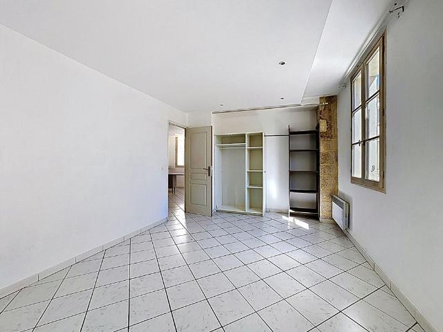 Location appartement 2 pièces, 54.64m², Avignon