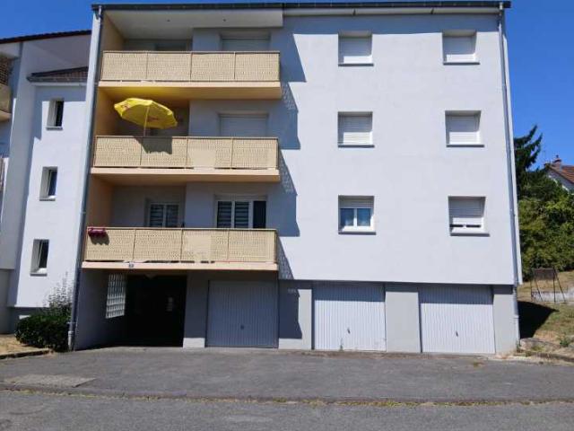 Location: Appartement 2 pièces 54 m2 – VIEUX CHARMONT