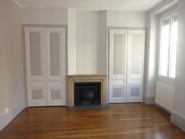 Location Appartement 2 pièces 54 m2 Lyon 7ème