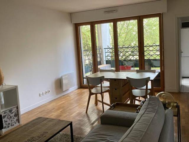 Location Appartement 2 pièces 54 m2 Paris 15ème