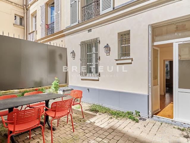 Location Appartement 2 pièces 54 m2 Paris 19ème