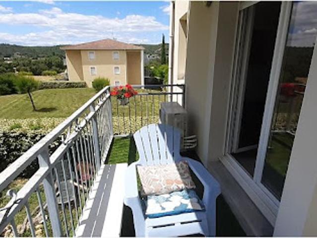 Location Appartement 2 pièces 54 m2 Saint Privat des Vieux