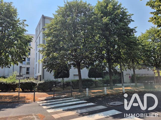 Location Appartement 2 pièces 54 m2 Sainte genevieve des bois