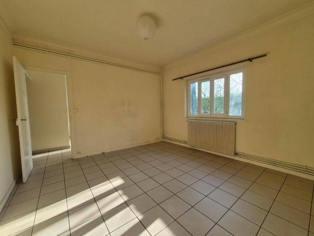 Location appartement 2 pièces 54 m² à Mâcon 71000 5 528 €