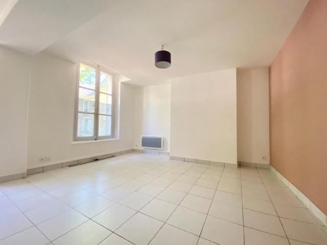 Location Appartement 2 Pièces 54 m²