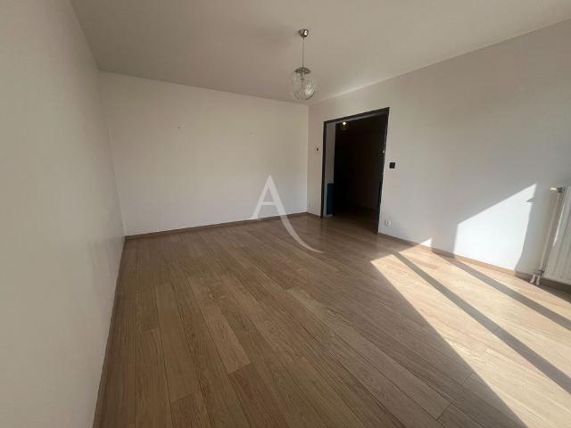 Location Appartement 2 pièces 54m²
