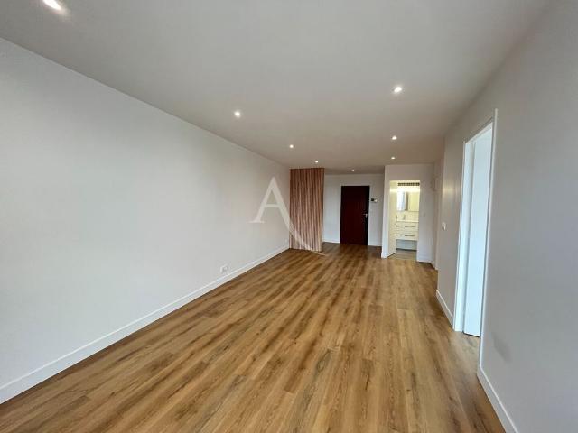 Location Appartement 2 pièces 54m²