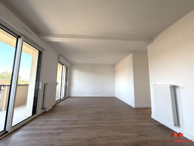 Location Appartement 2 pièces 54m²