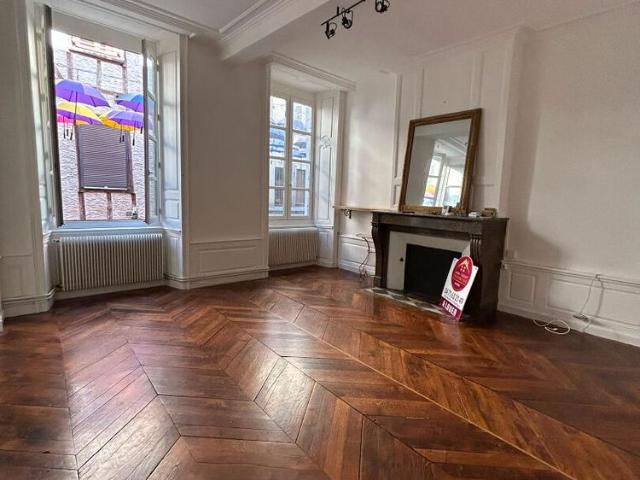 Location Appartement 2 pièces 54m²