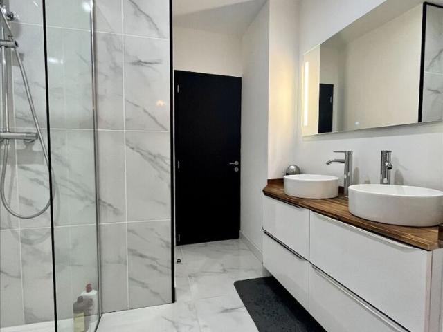 Location Appartement 2 pièces 54m²