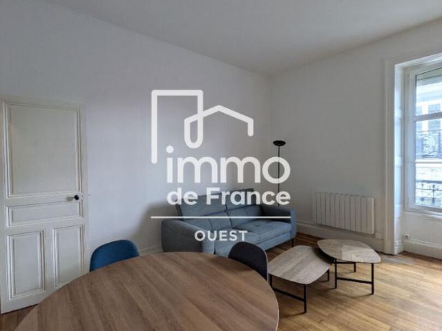 Location Appartement 2 pièces 54m²