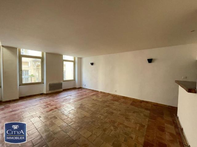 Location Appartement 2 pièces 54m² CARPENTRAS 84200