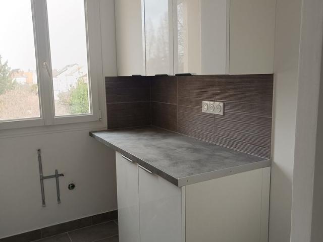 Location Appartement 2 pièces 54m² JOINVILLE LE PONT 94340
