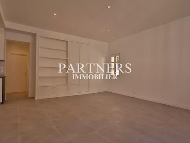 Location Appartement 2 pièces 55.61 m2 Aix en Provence