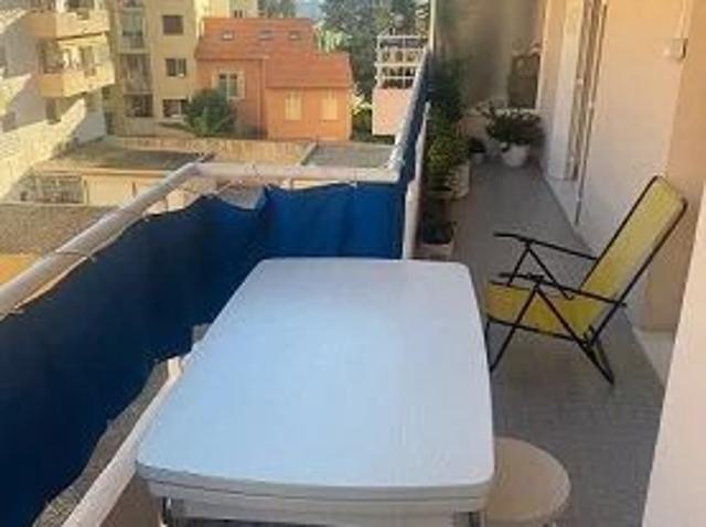 Location Appartement 2 pièces 55 m2 Antibes