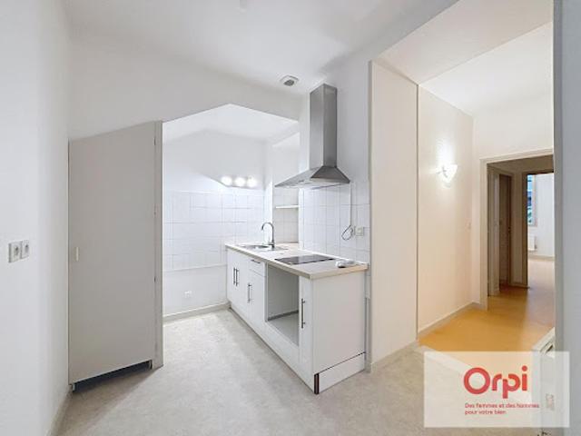 Location Appartement 2 pièces 55 m2 Montluçon