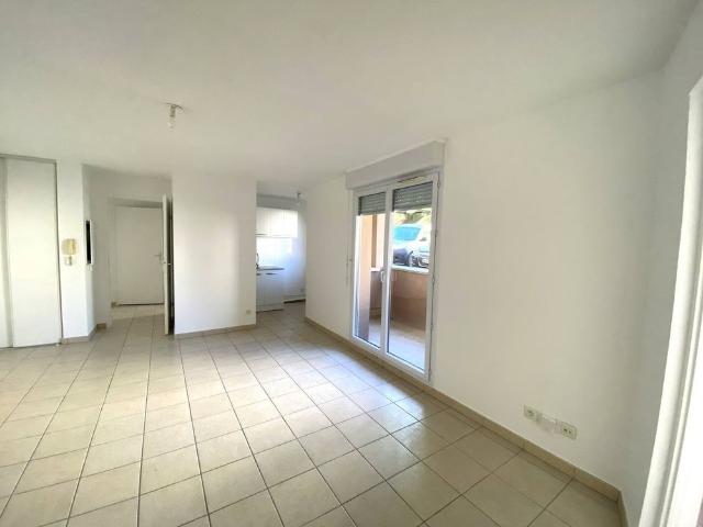 Location Appartement 2 pièces 55m²
