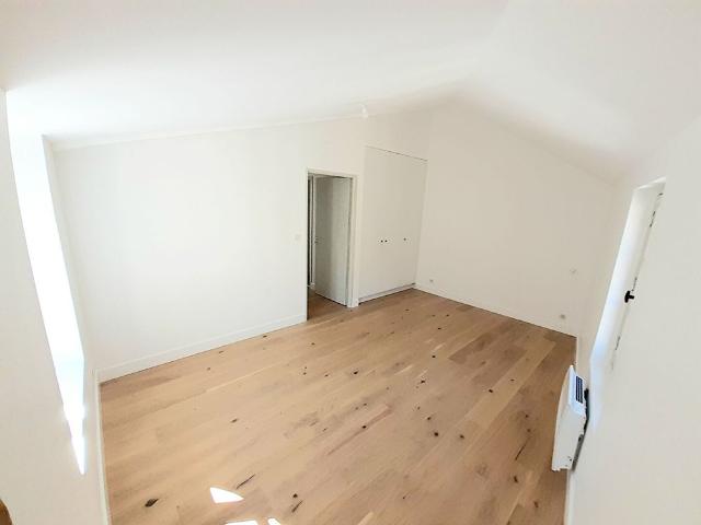 Location Appartement 2 pièces 55m² BORDEAUX 33000