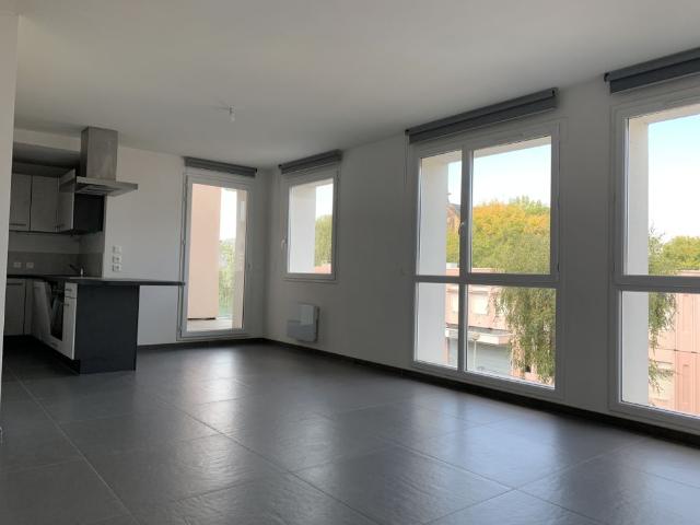 Location Appartement 2 pièces 55m² SARREGUEMINES 57200
