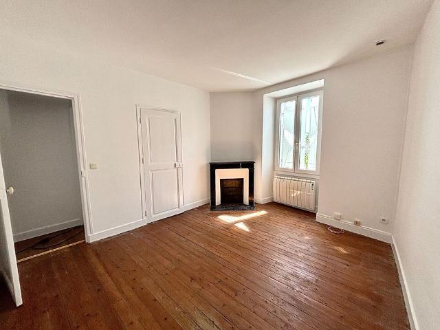 Location appartement 2 pièces, 56.54m², Rubelles