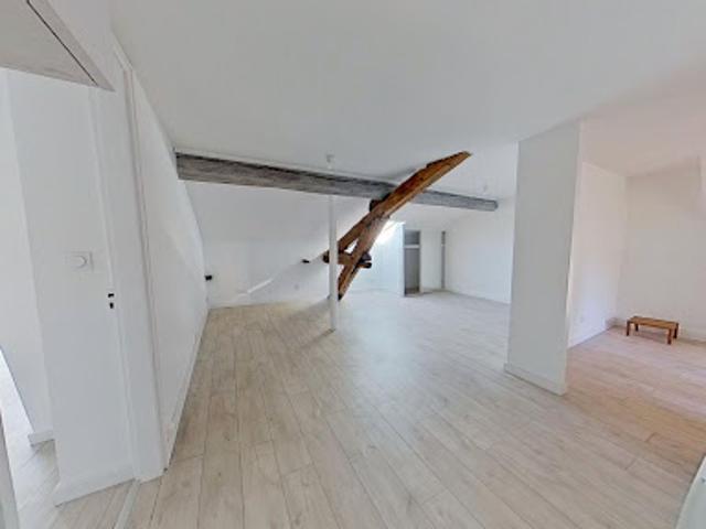 Location Appartement 2 pièces 56.7 m2 Lyon 1er