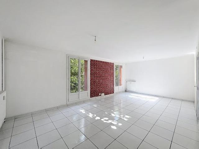 Location Appartement 2 pièces 56.81 m2 Le Pontet