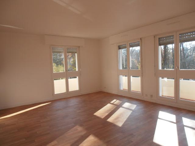 Location Appartement 2 pièces 56.18 m2 Saint Rémy lès Chevreuse