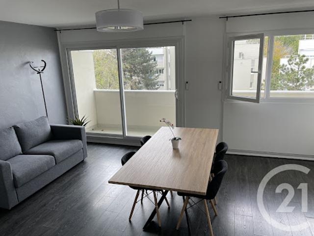 Location Appartement 2 pièces 56.21 m2 Les Ulis